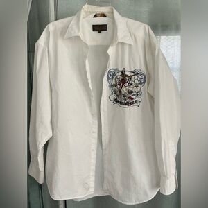 Bugatchi Uomo vintage shirt featuring an elaborate graphic print on the front